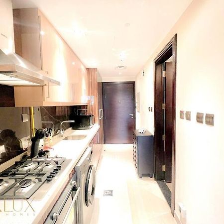 דובאי Lovely Big Studio W/ Burj Khalifa View In Downtown מראה חיצוני תמונה