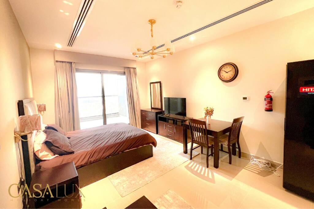דובאי Lovely Big Studio W/ Burj Khalifa View In Downtown מראה חיצוני תמונה