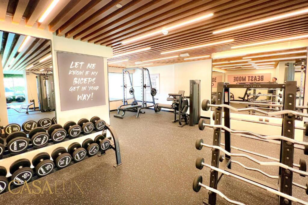 דובאי Lovely Big Studio W/ Burj Khalifa View In Downtown מראה חיצוני תמונה